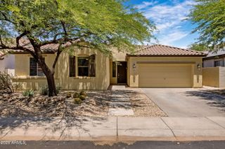 2122 W IAN Drive, Phoenix, AZ 85041