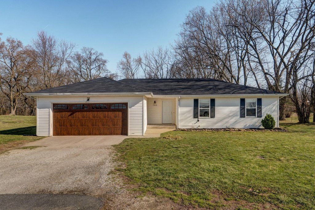 703 Becky Lane, Ozark, MO 65721