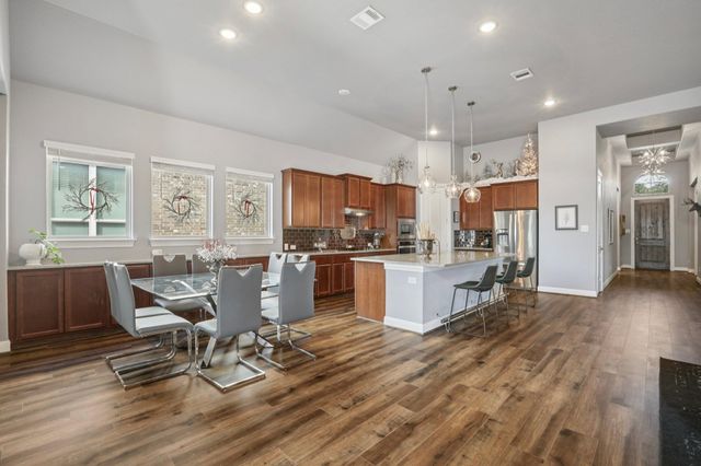 210 Barton Run DR, Georgetown, TX 78628