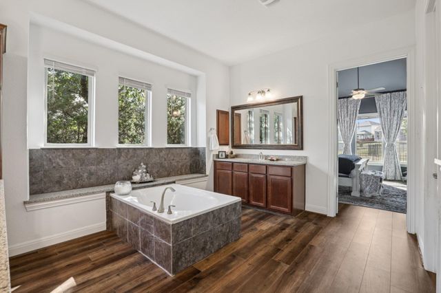 210 Barton Run DR, Georgetown, TX 78628