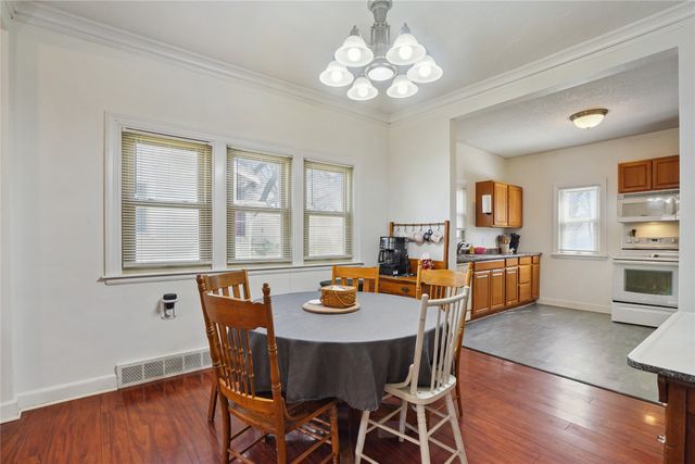 1107 Morton Avenue, Des Moines, IA 50316