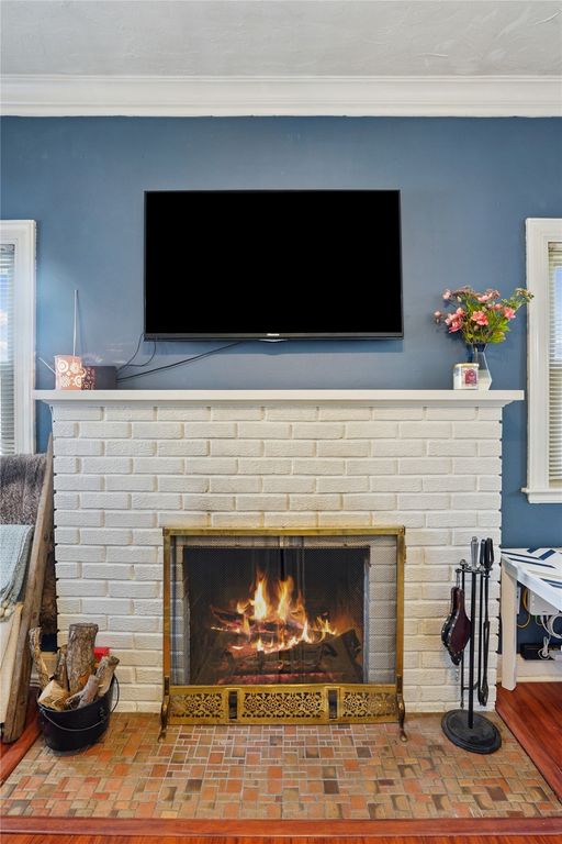 1107 Morton Avenue, Des Moines, IA 50316