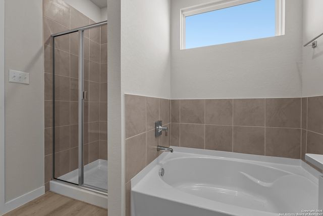 8107 CHAMPION CREEK, San Antonio, TX 78252