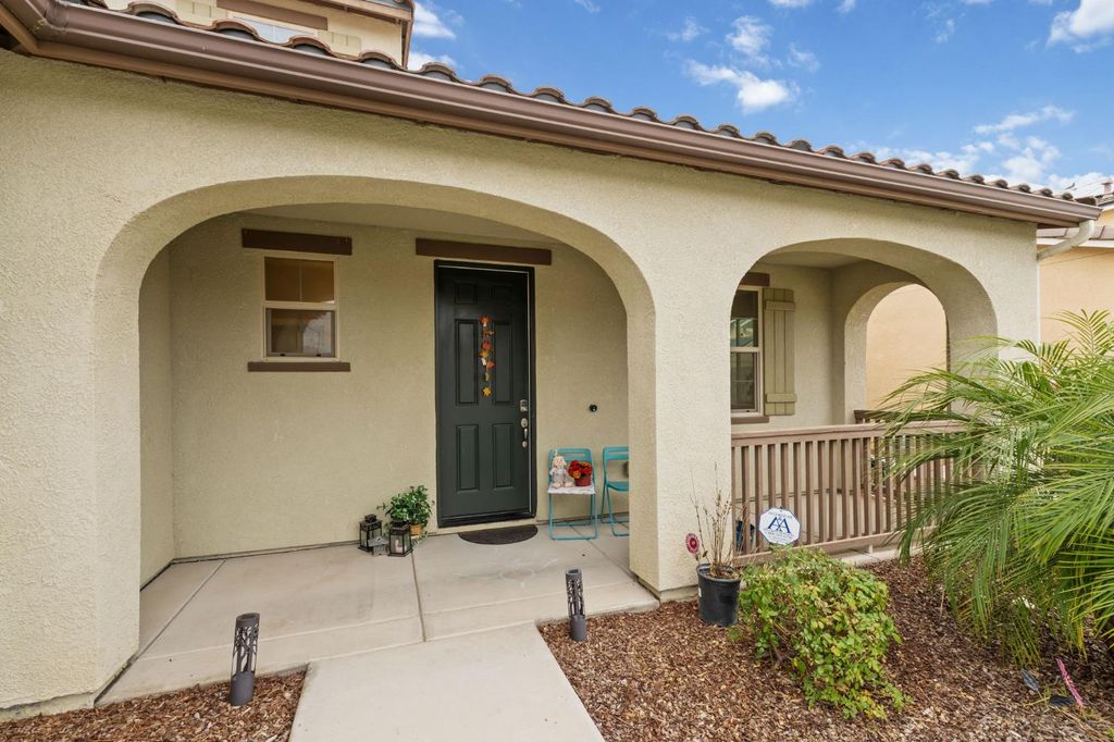 Image 4 of property listing at 7330 E Princeton Avenue, Fresno, CA 93737