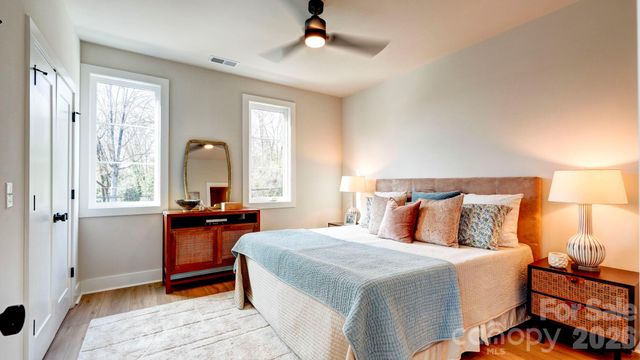 1352 Briar Creek Road, Charlotte, NC 28205