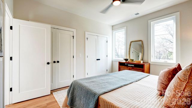 1352 Briar Creek Road, Charlotte, NC 28205