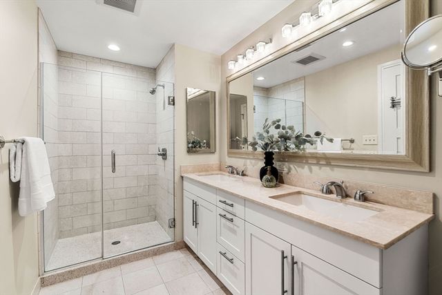 40 Nouvelle Way N241, Natick, MA 01760