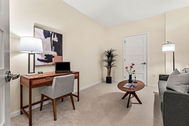 40 Nouvelle Way N241, Natick, MA 01760