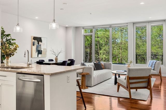40 Nouvelle Way N241, Natick, MA 01760