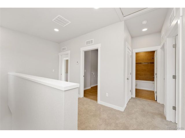 420 High Point Dr A-104, Longmont, CO 80504