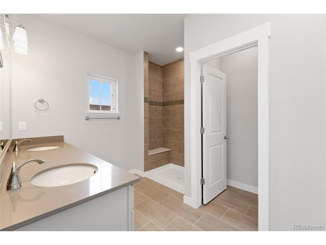 420 High Point Dr A-104, Longmont, CO 80504