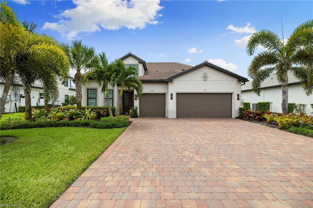 9584 Curlew DR, NAPLES, FL 34120 — photo 4