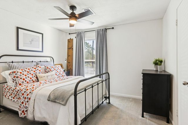 525 W 30th Street, Houston, TX 77018