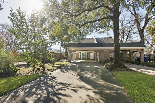 525 W 30th Street, Houston, TX 77018