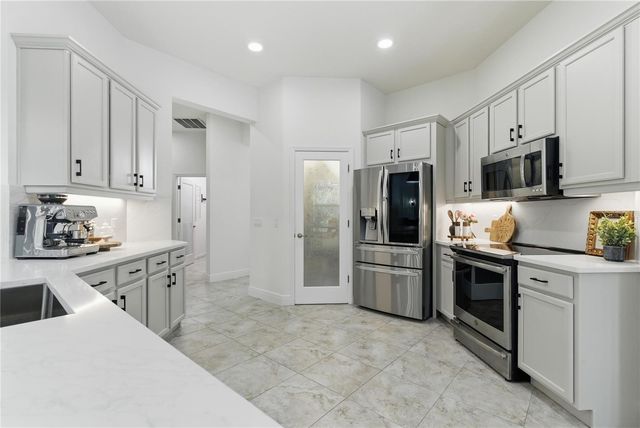 8747 BONICA PLACE, Land O Lakes, FL 34637