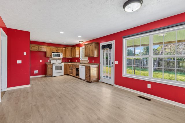 152 Mason St, Portland, TN 37148