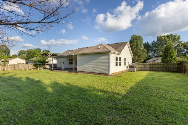152 Mason St, Portland, TN 37148