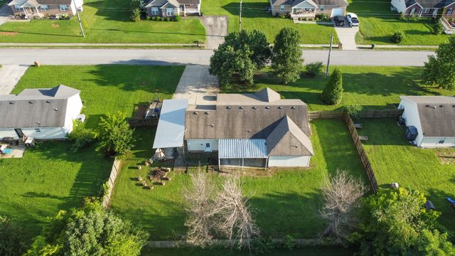152 Mason St, Portland, TN 37148