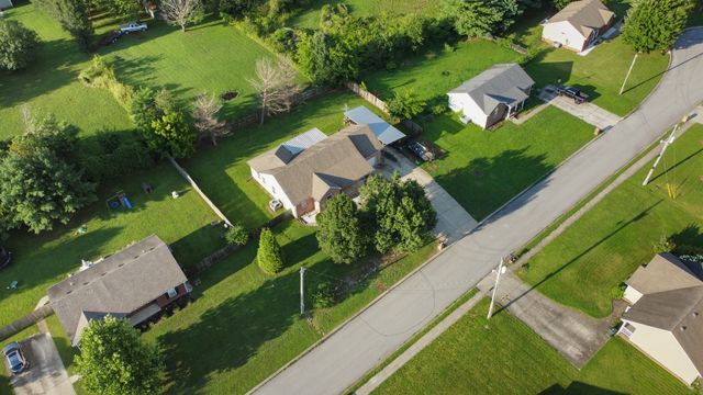 152 Mason St, Portland, TN 37148