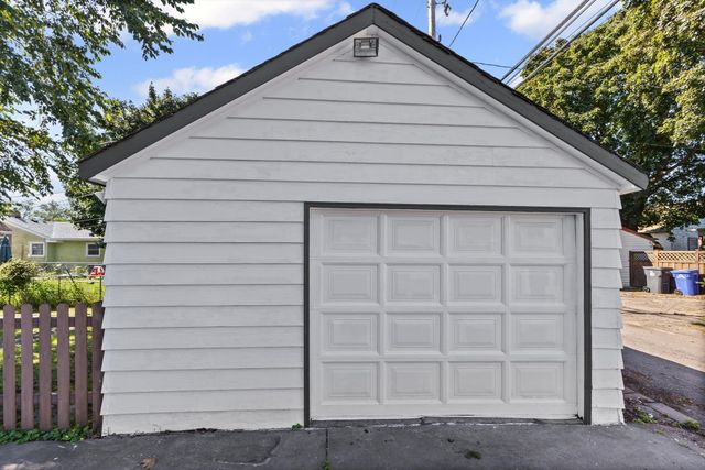 1419 Wynne Avenue, Saint Paul, MN 55108