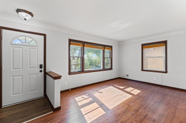 1419 Wynne Avenue, Saint Paul, MN 55108