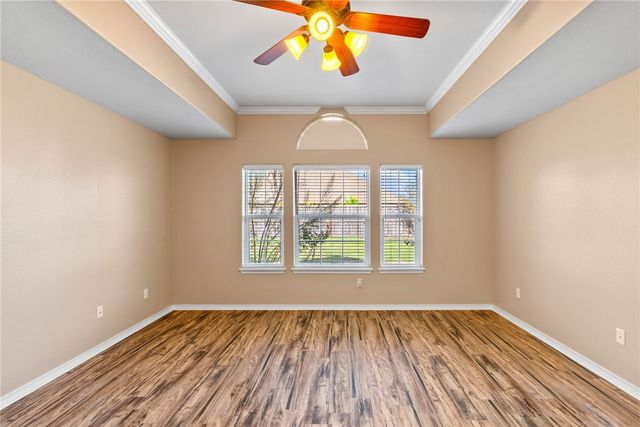 7609 Loire Blvd, Corpus Christi, TX 78414