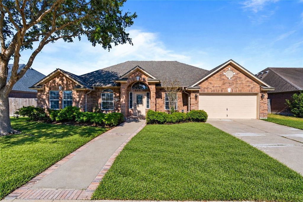 7609 Loire Blvd, Corpus Christi, TX 78414