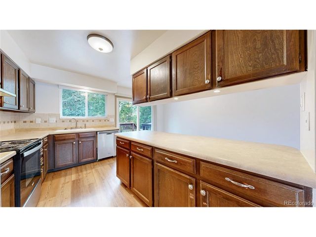 1395 Yank St, Golden, CO 80401