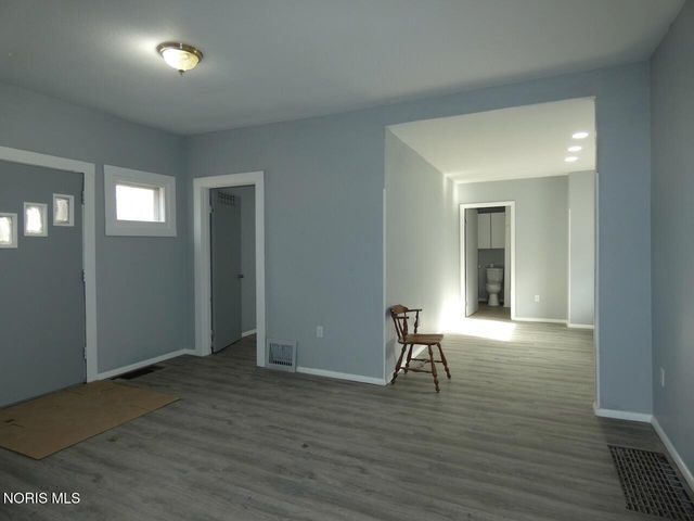 237 Yondota Street, Toledo, OH 43605