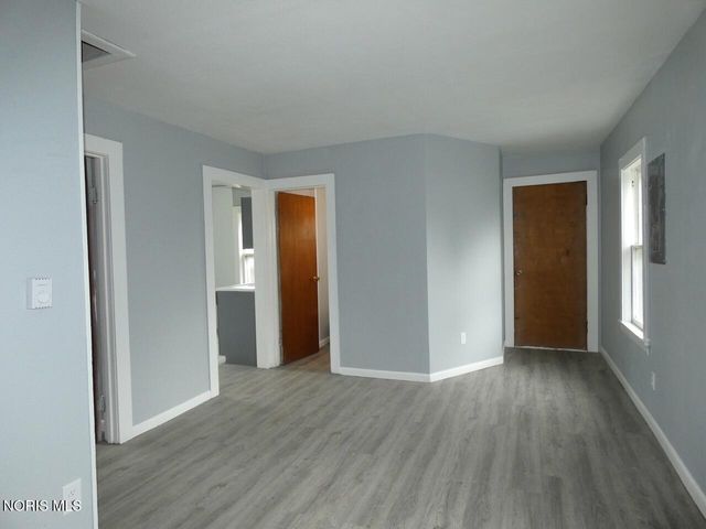 237 Yondota Street, Toledo, OH 43605