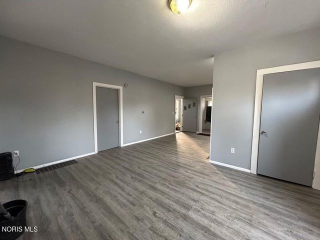 237 Yondota Street, Toledo, OH 43605