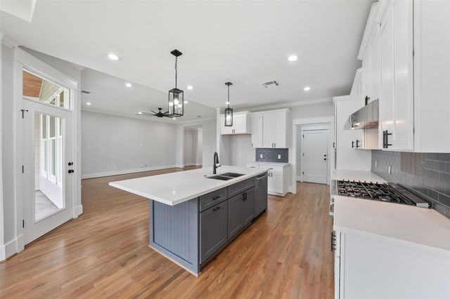 7938 Turquoise Lane, Houston, TX 77055