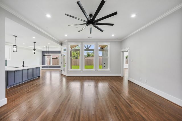 7938 Turquoise Lane, Houston, TX 77055
