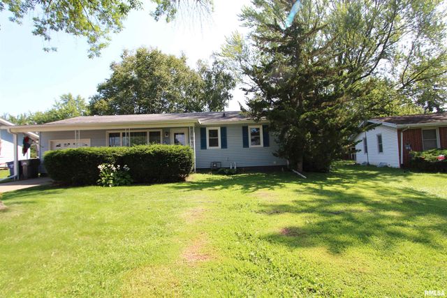 915 N 12TH Street, Clinton, IA 52732