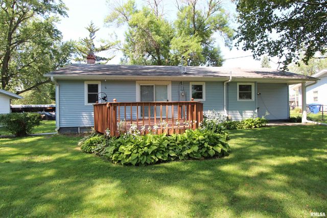 915 N 12TH Street, Clinton, IA 52732