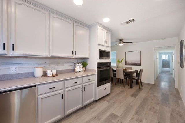 6716 Rinconada Dr, Citrus Heights, CA 95610
