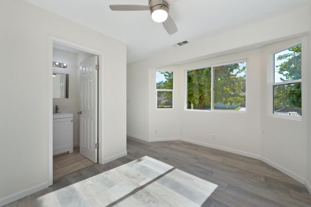 6716 Rinconada Dr, Citrus Heights, CA 95610