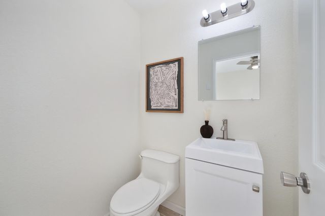 6716 Rinconada Dr, Citrus Heights, CA 95610