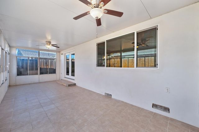 6716 Rinconada Dr, Citrus Heights, CA 95610