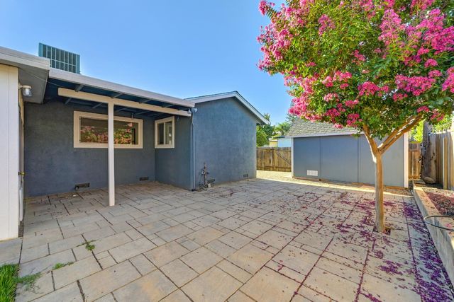 6716 Rinconada Dr, Citrus Heights, CA 95610