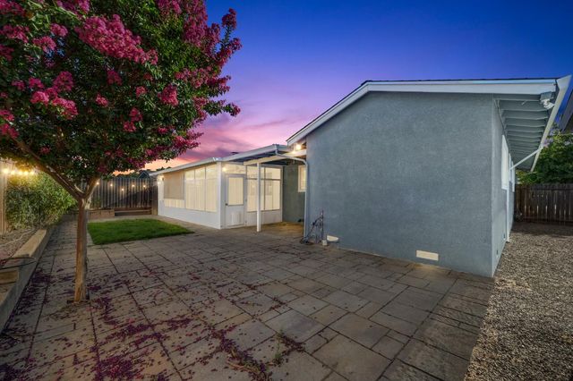 6716 Rinconada Dr, Citrus Heights, CA 95610
