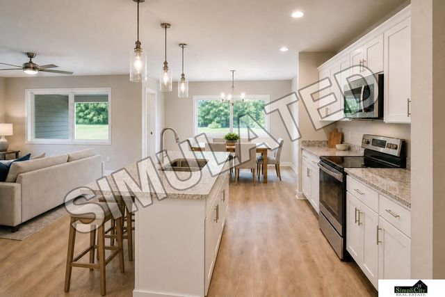 8800 Lady Bug Lane, Lincoln, NE 68526
