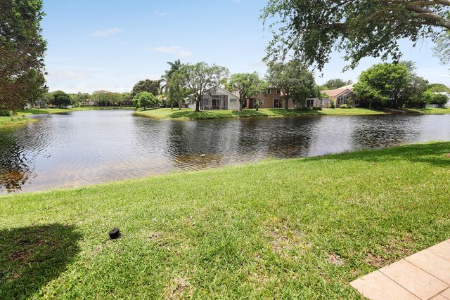 5006 Heron Court, Coconut Creek, FL 33073