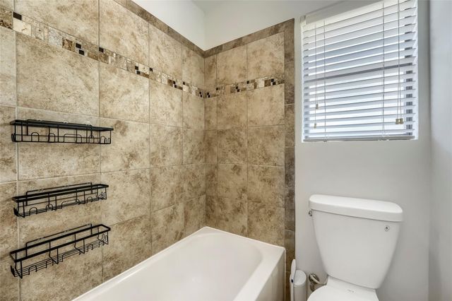 1302 Cedar Park DR, Cedar Park, TX 78613