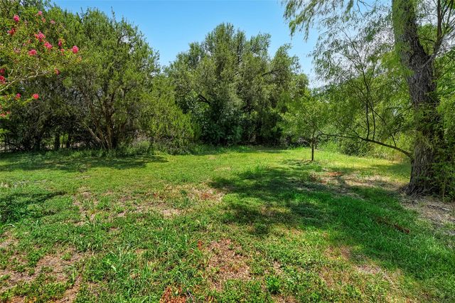 1302 Cedar Park DR, Cedar Park, TX 78613