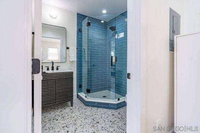 725 Pennsylvania Ave 731, San Diego, CA 92103