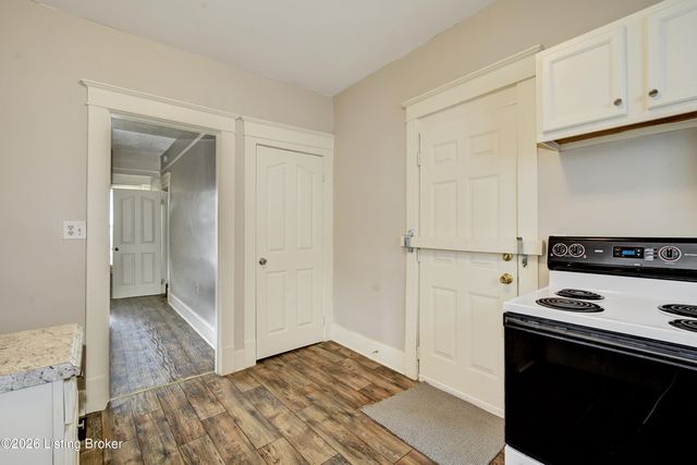 1114 Cecil Ave, Louisville, KY 40211