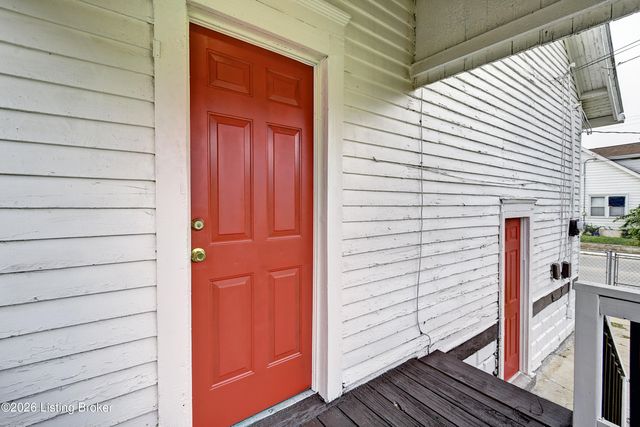 1114 Cecil Ave, Louisville, KY 40211