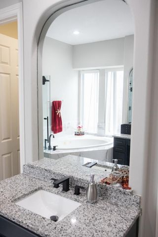 3039 Bonnebridge Way Blvd Boulevard, Houston, TX 77082