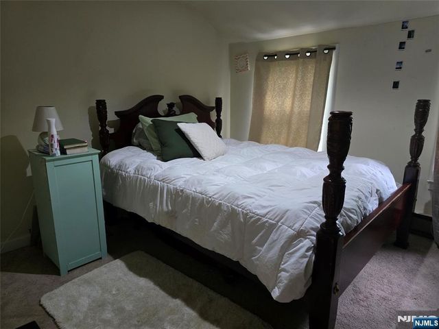 230 Lafayette Place 3D, Englewood, NJ 07631
